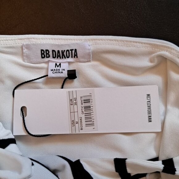 BB Dakota Striped Tie Knit Front Crop Top M NEW - Picture 7 of 8